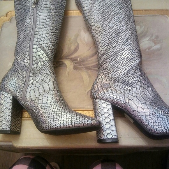 Sexy Thigh High Boots - Picture 3 of 6